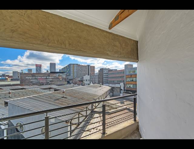 0.5 BEDROOM APARTMENT FOR SALE IN MABONENG